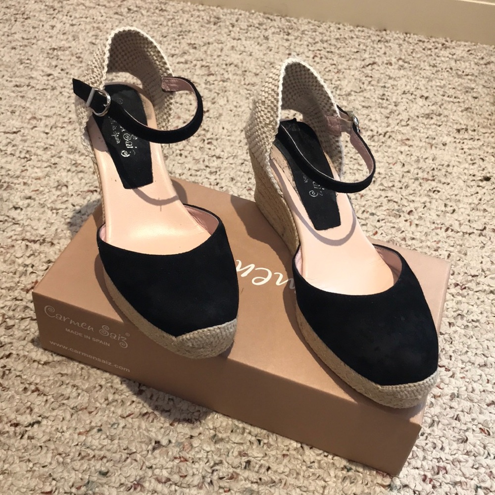 Carmen Saiz wedges